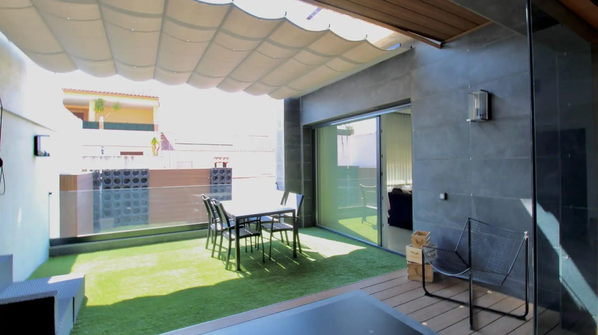 Terraza de Casa adosada en venta en Armilla con Aire acondicionado, Calefacción y Jardín privado