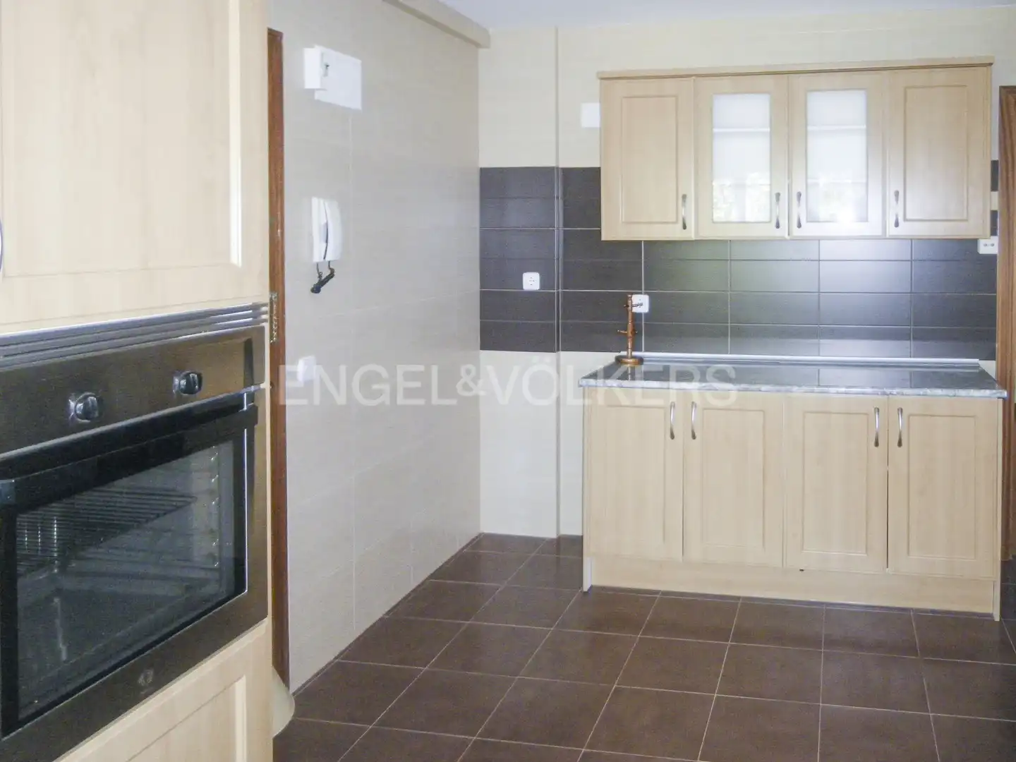 Cocina de Piso de alquiler en Las Rozas de Madrid con Aire acondicionado, Calefacción y Jardín privado