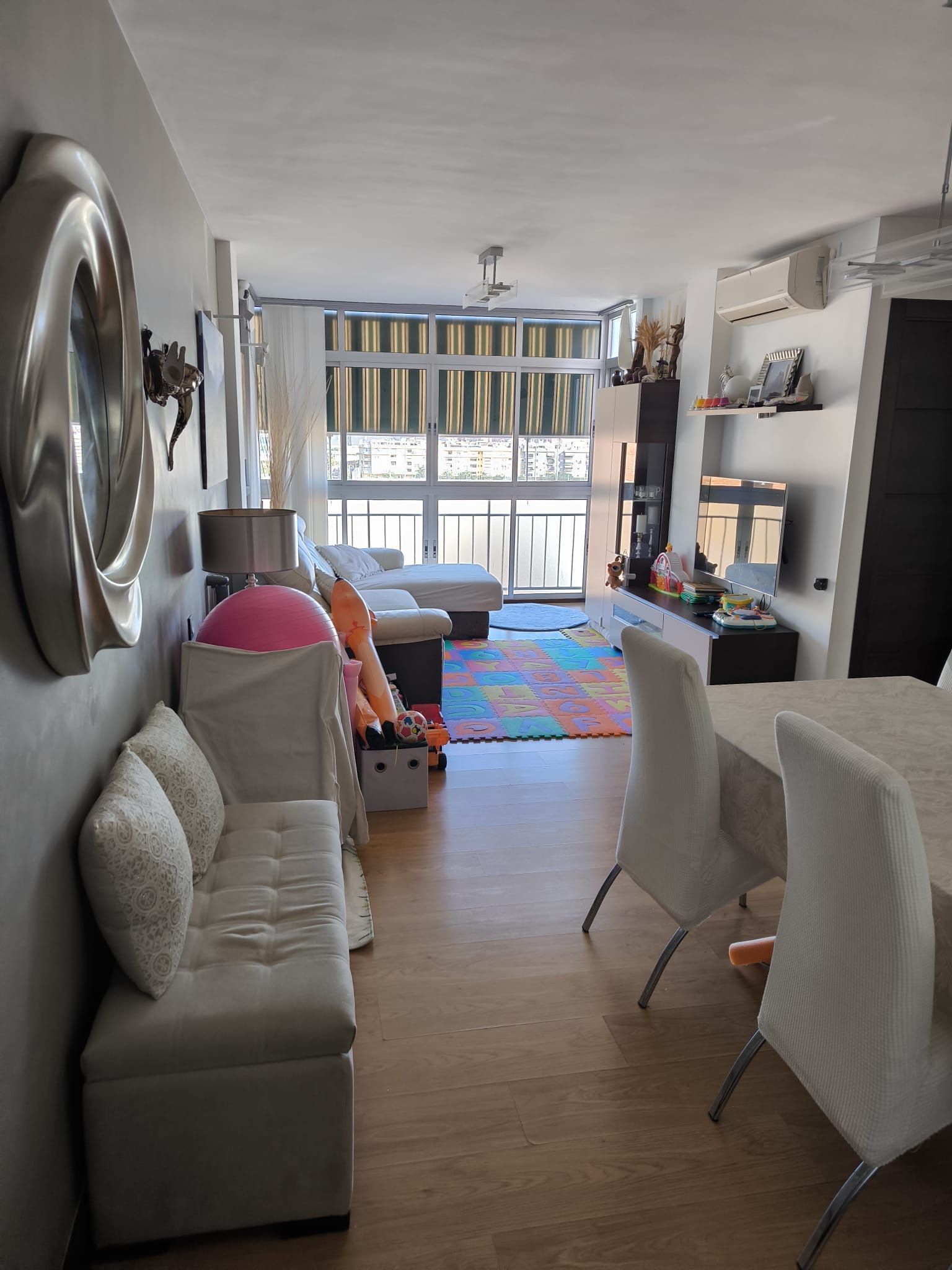 Sala d'estar de Pis en venda en Málaga Capital amb Aire condicionat i Terrassa