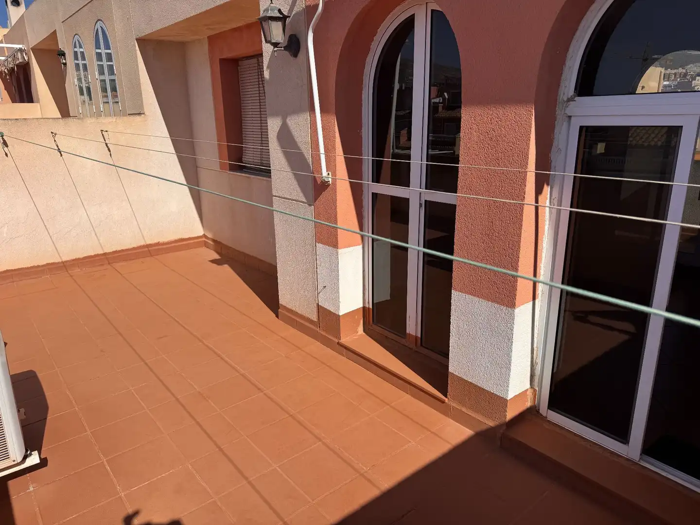 Terrassa de Casa adosada en venda en Roquetas de Mar amb Aire condicionat, Terrassa i Traster
