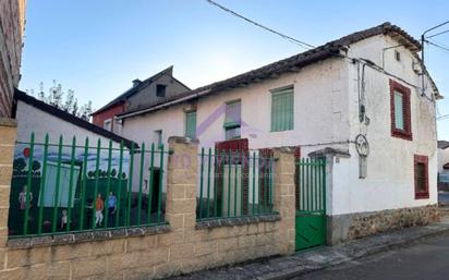 Vista exterior de Casa o xalet en venda en Pino del Río