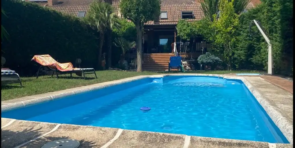 Adossat amb piscina en venda a Calle Doctor Fleming, imagen 2