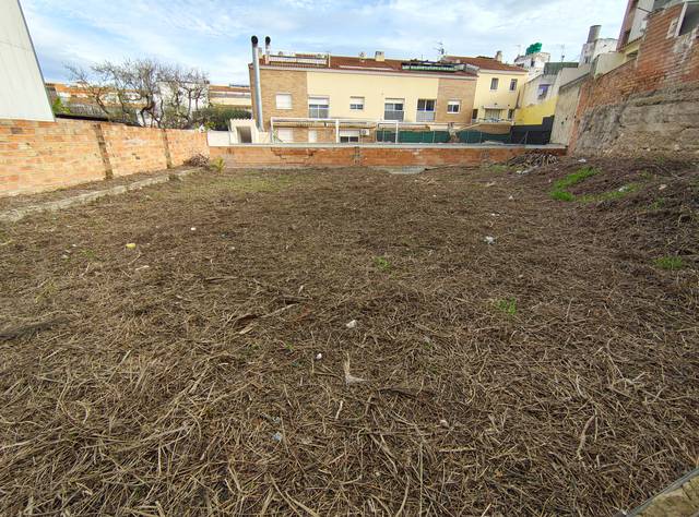 Terreno en Alquiler en Les Roquetes