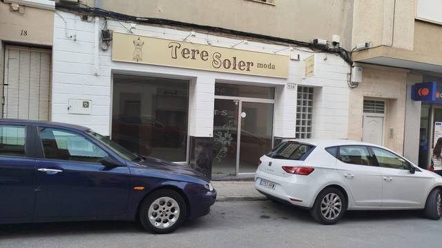 Local comercial en Alquiler en L'Olleria