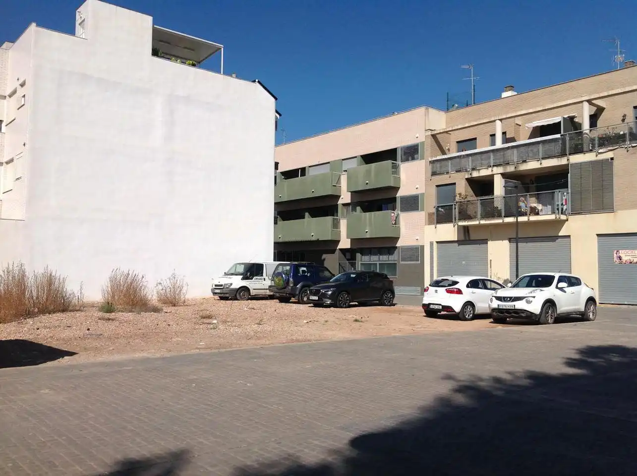 Lands and plots for sale in De Museros 18, imagen 2