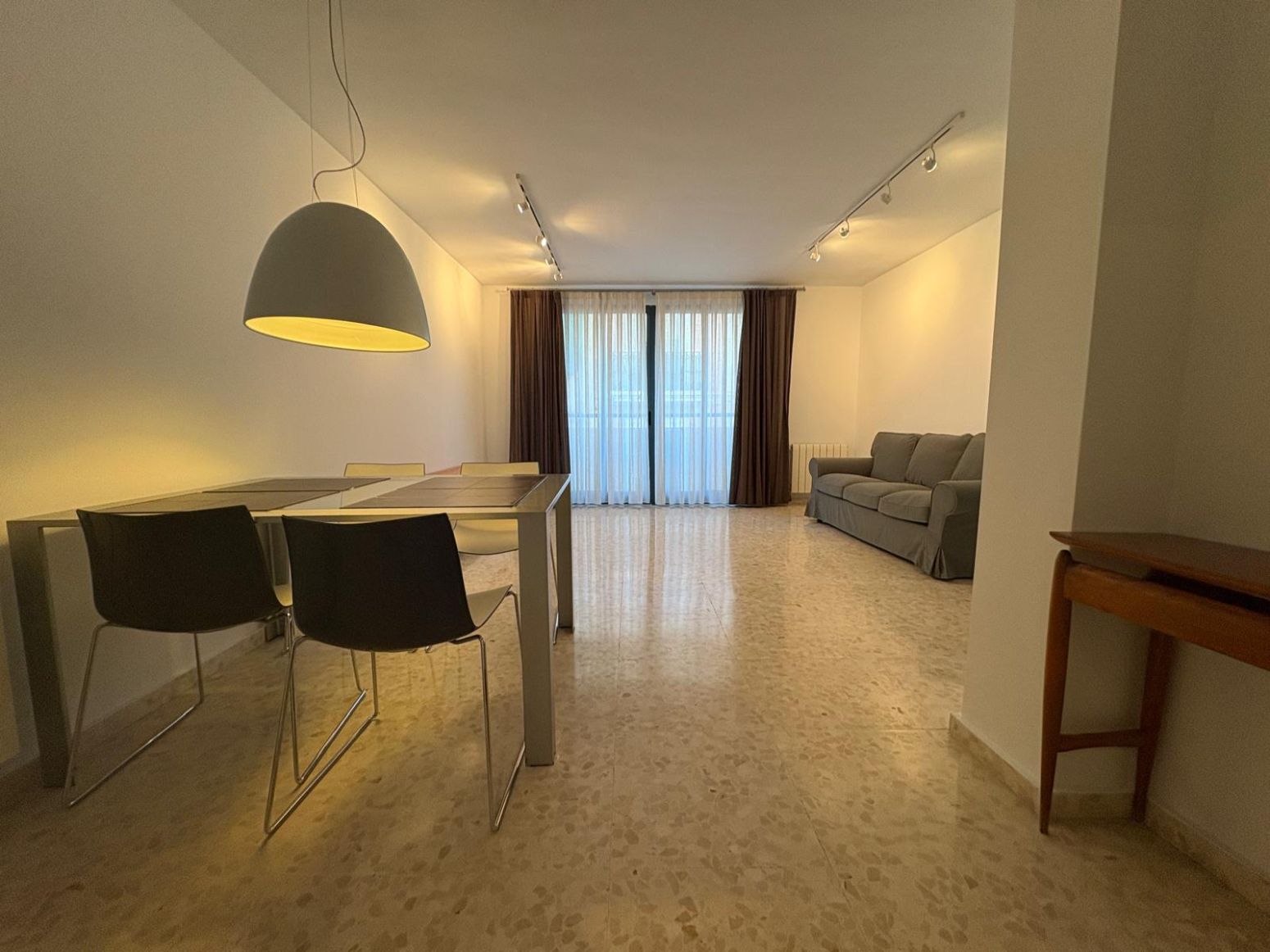 Sala d'estar de Pis de lloguer en  Valencia Capital amb Calefacció