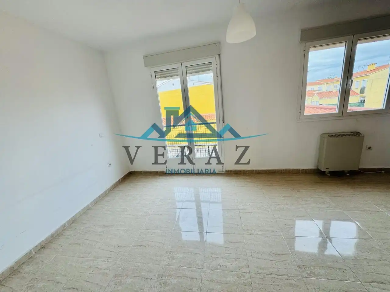 Habitación de Casa o chalet en venta en Oropesa con Calefacción y Jardín privado