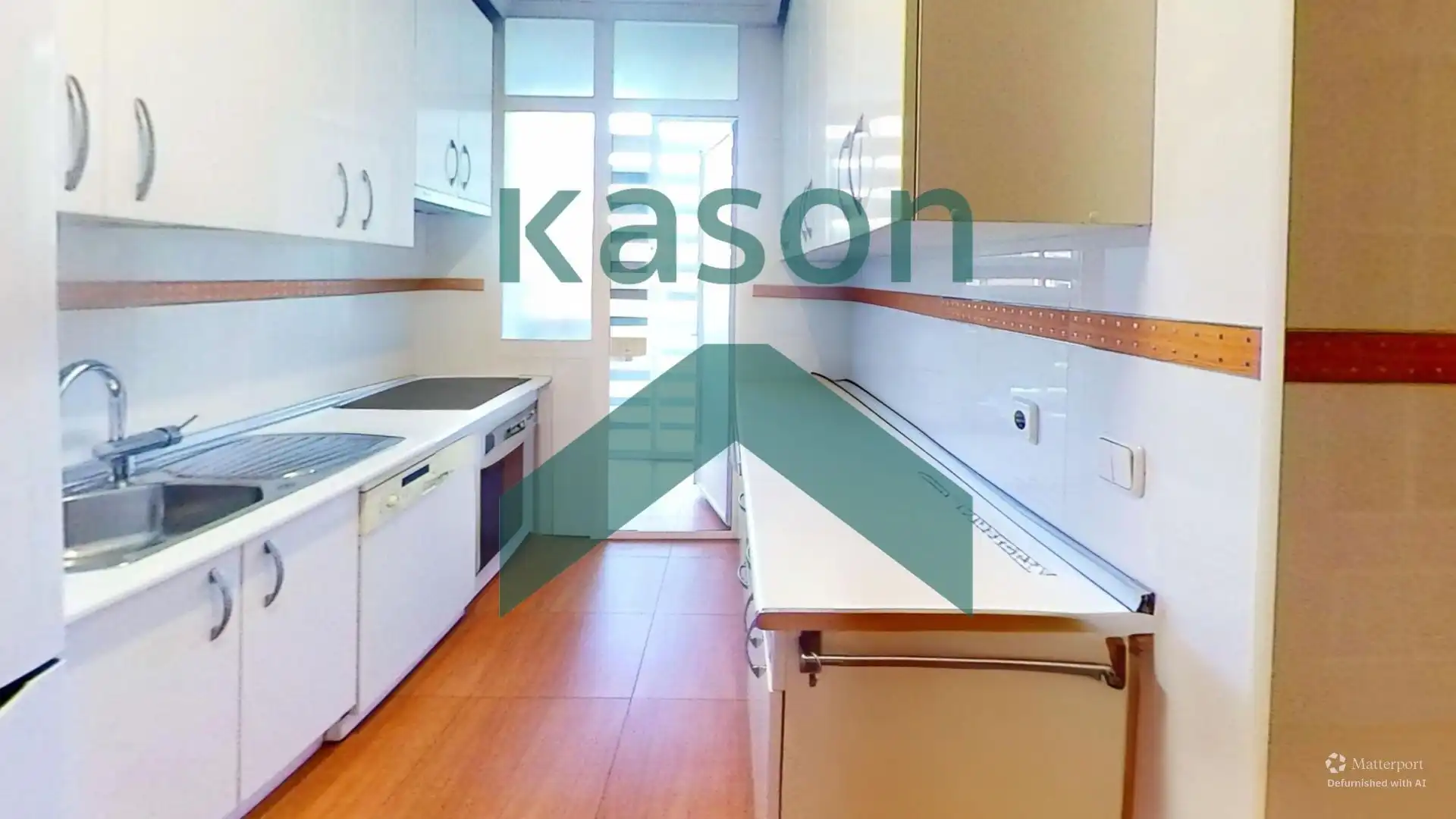 Kitchen of Flat for sale in Madrid  with Heating and Storage room