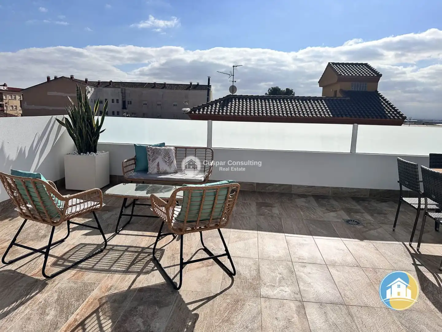 Casa adosada en venda a Camino del Cementerio, Jerónimo y Avileses