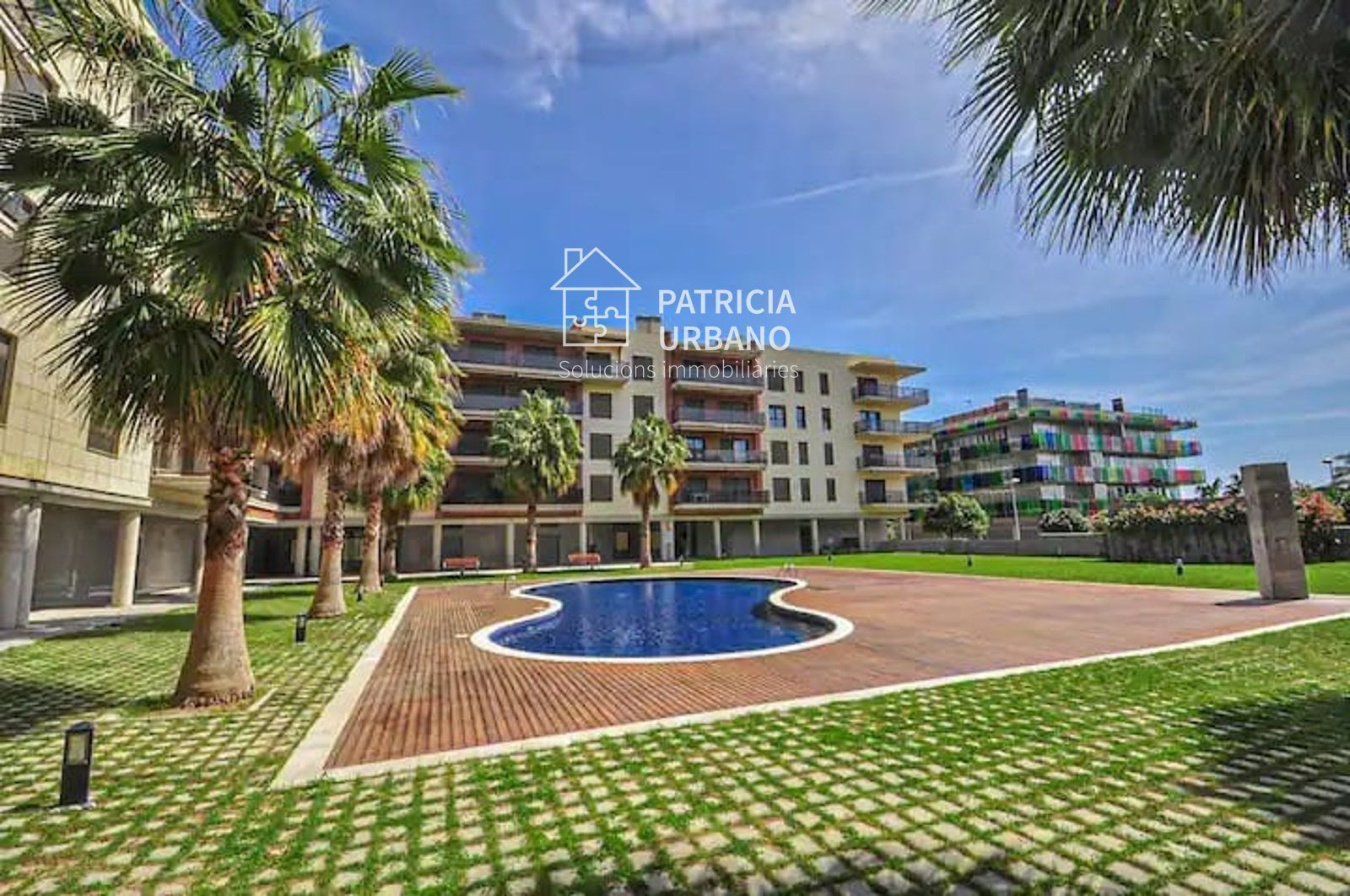 Schwimmbecken von Wohnungen zur Miete in Cambrils mit Klimaanlage, Heizung und Terrasse