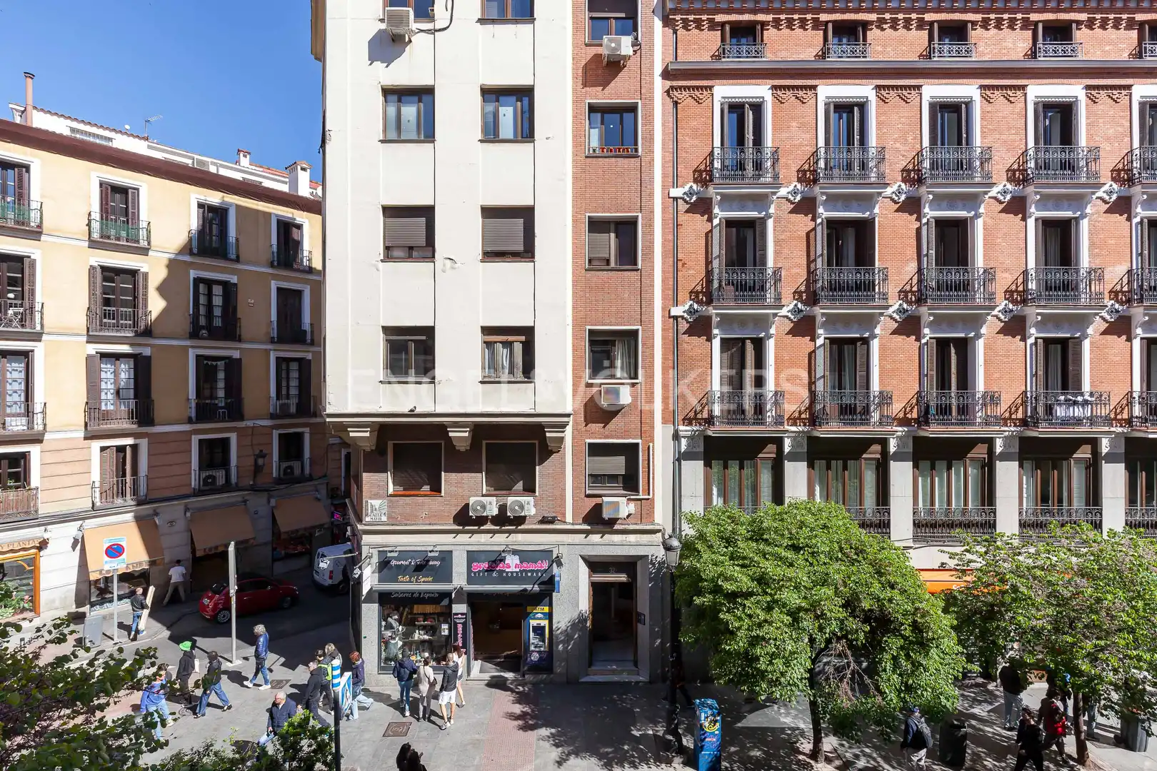 Außenansicht von Wohnung zur Miete in Madrid mit Klimaanlage, Heizung und Möbliert