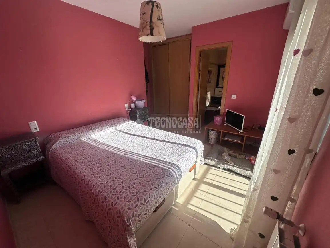 Casa adosada en venta en Villaluenga de la Sagra