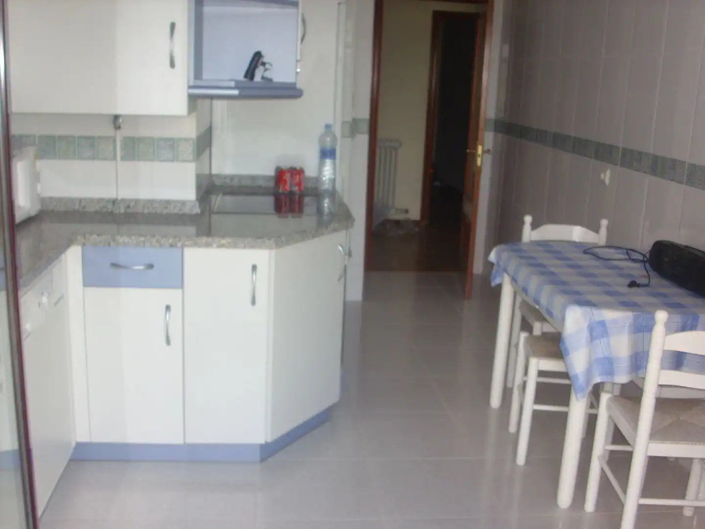 Cuina de Pis en venda en Santo Domingo de la Calzada amb Terrassa i Balcó