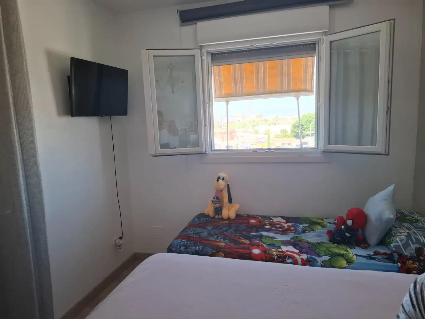 Habitación de Ático en venta en Málaga con Aire acondicionado, Terraza y Trastero