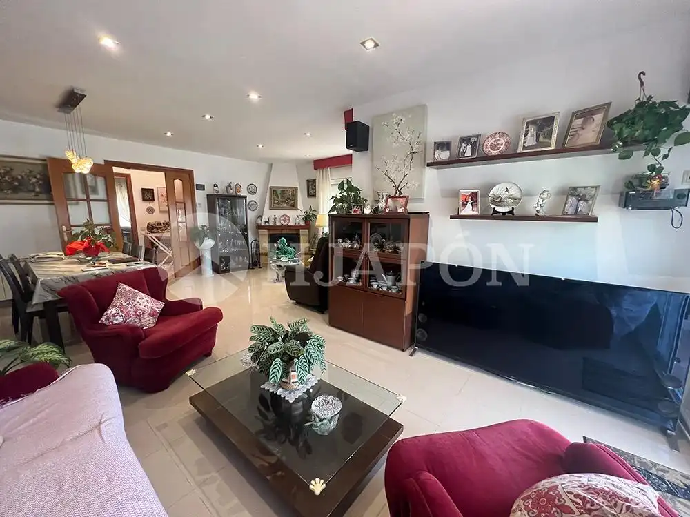 Sala d'estar de Casa o xalet en venda en Vilassar de Dalt amb Aire condicionat, Calefacció i Jardí privat