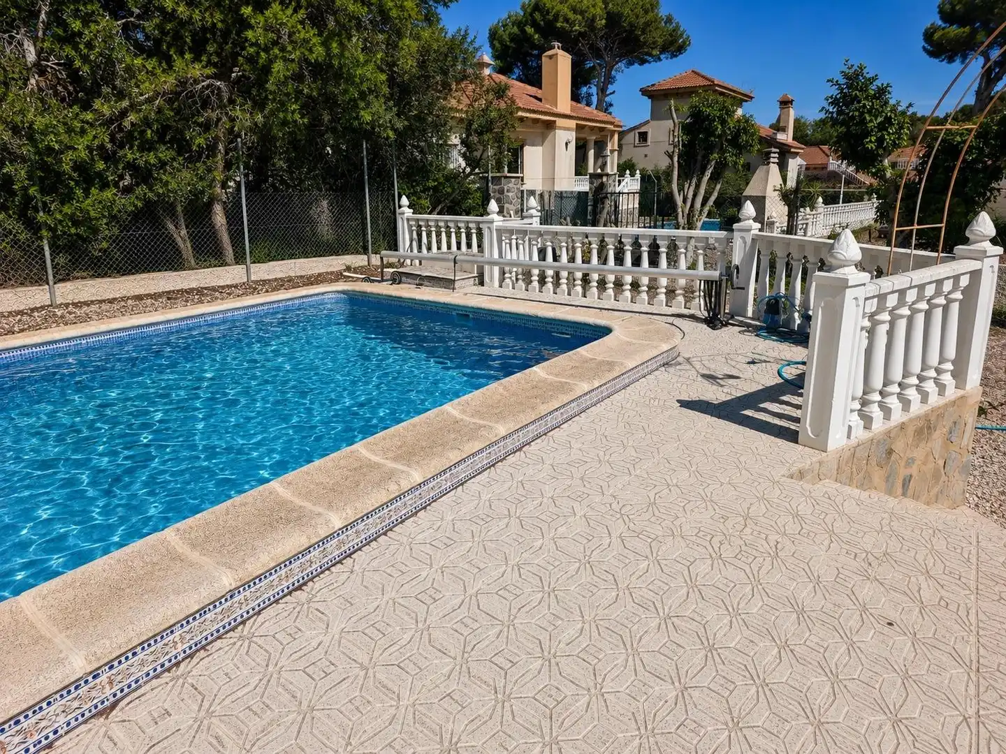 Villa avec piscine à vendre à El Pinar de Campoverde