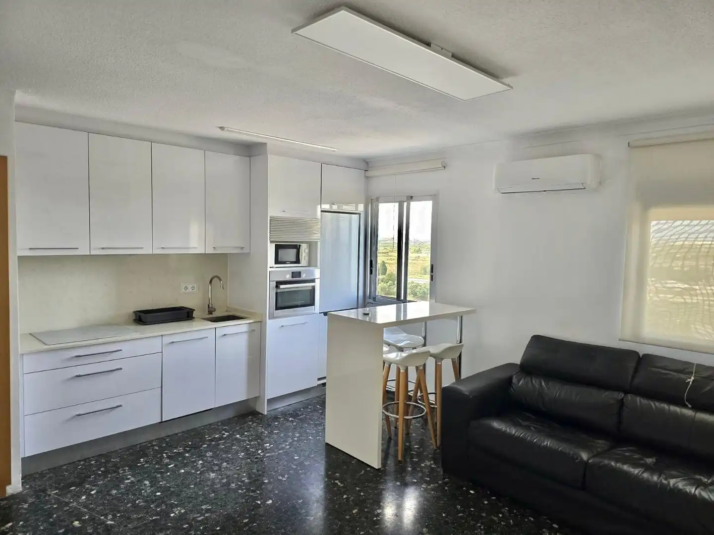 Cocina de Piso de alquiler en La Pobla de Farnals con Aire acondicionado, Amueblado y Horno