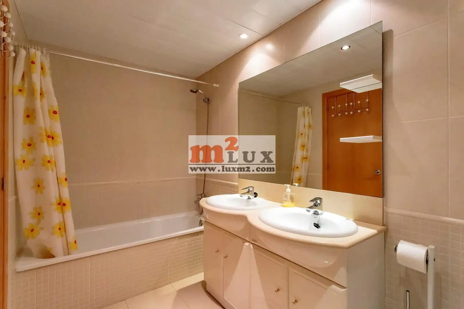 Terraced house with pool for sale in Avinguda Sa Boadella, imagen 36