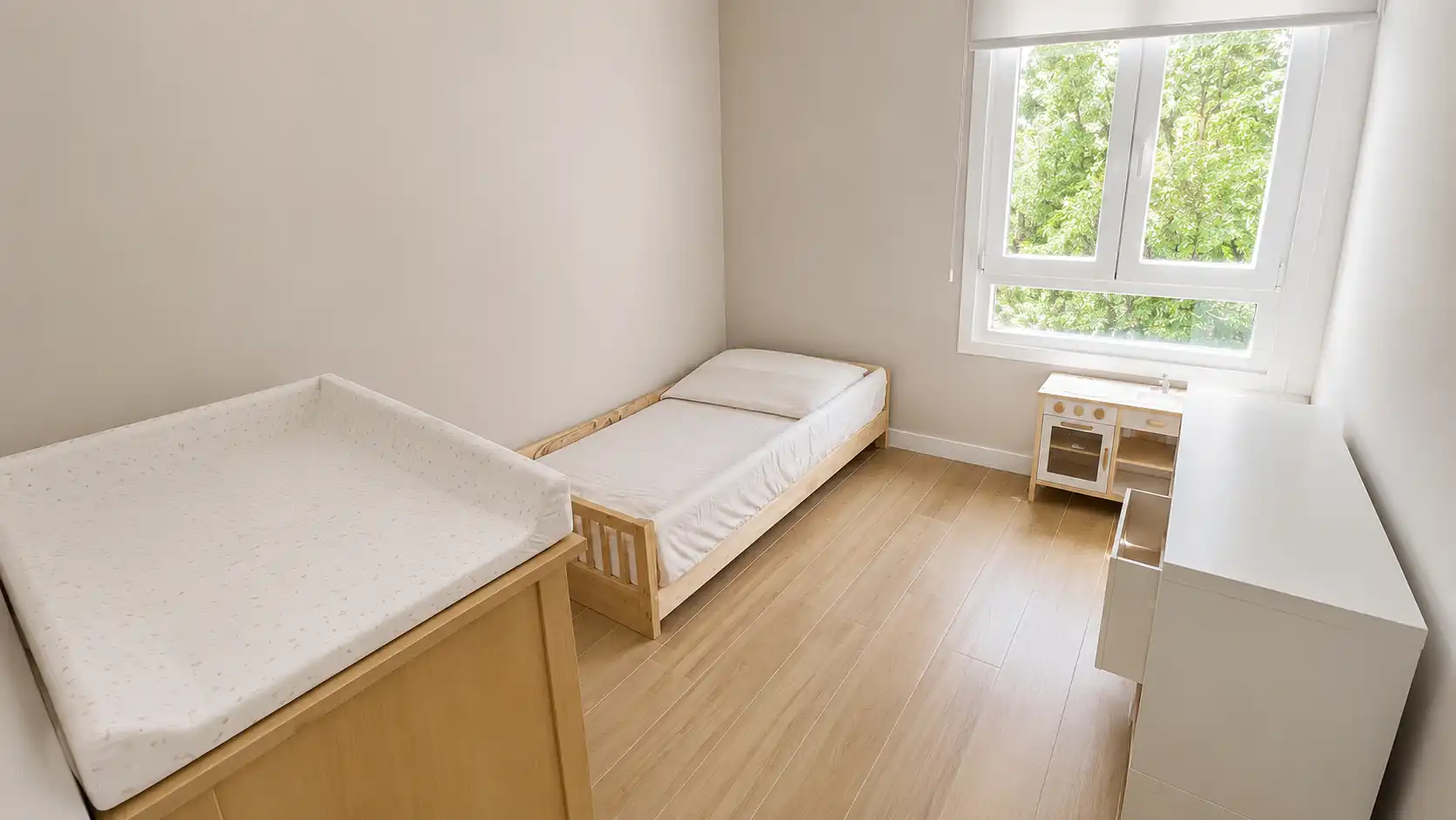 Habitación de Piso en venta en Madrid con Calefacción, Terraza y Trastero