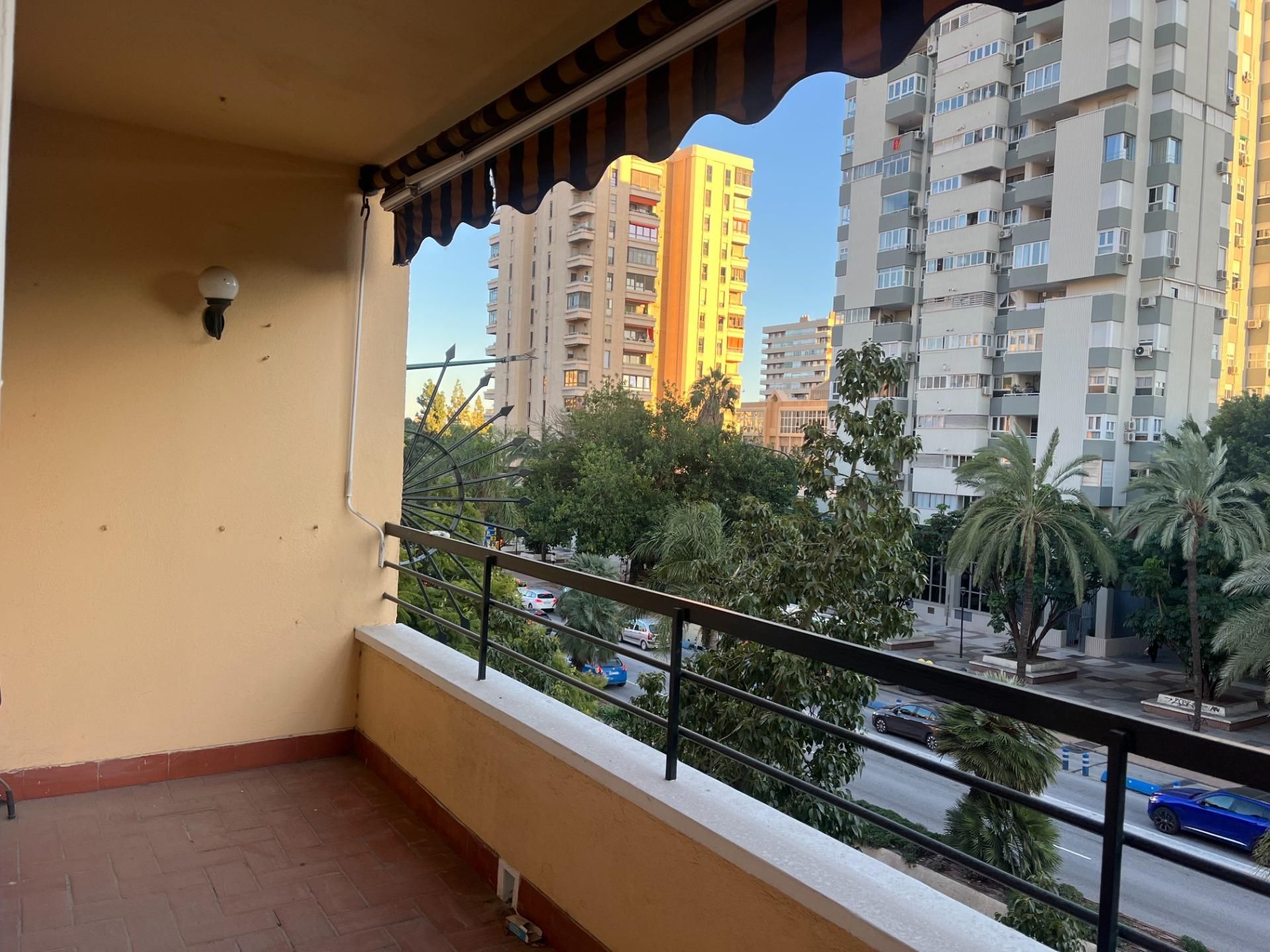 Exterior view of Flat for sale in Málaga Capital  with Terrace