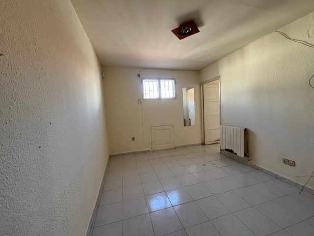 Pis en venda a Ventura de la Vega, Cortes - Huertas