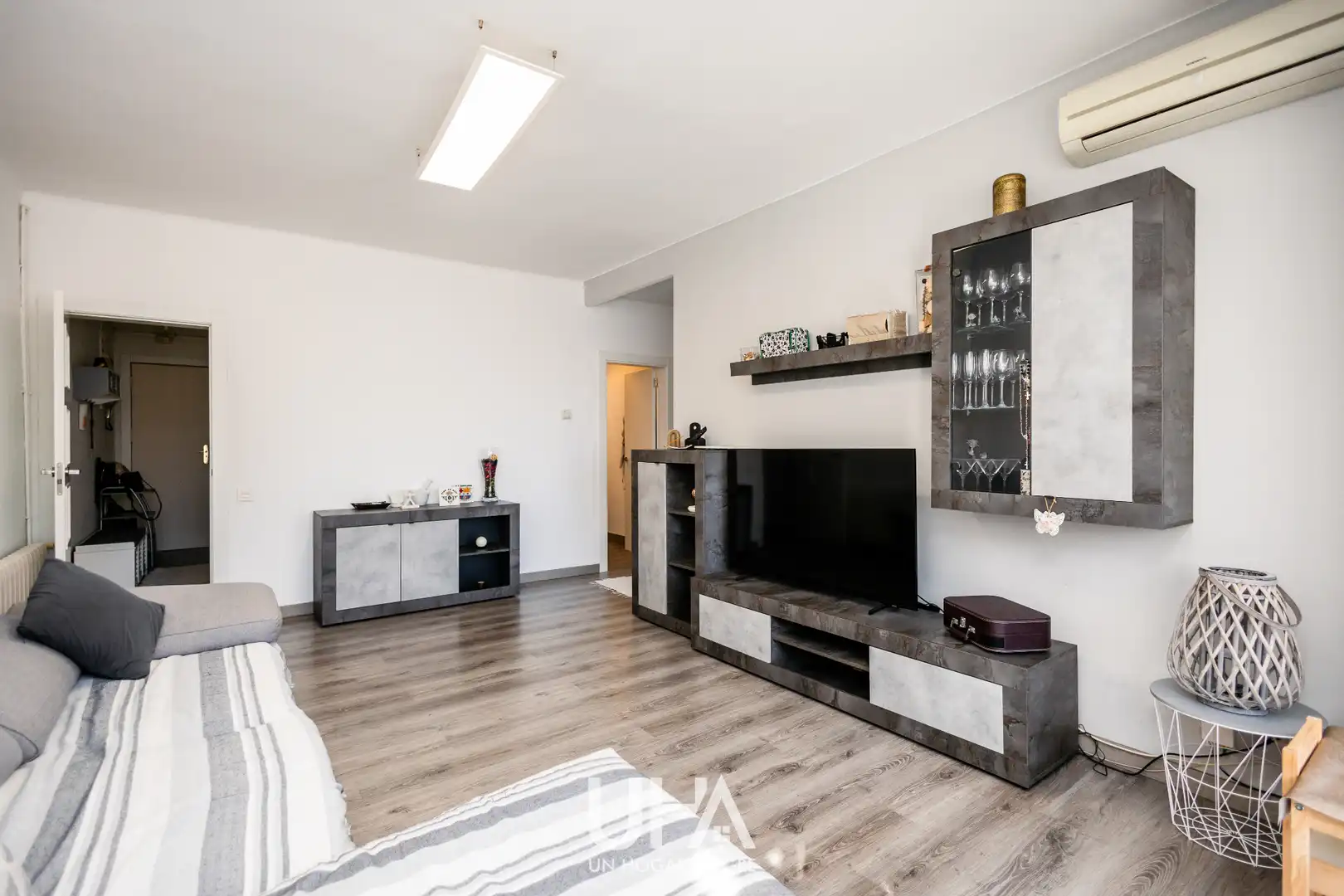 Sala de estar de Piso en venta en Gavà con Aire acondicionado, Calefacción y Parquet