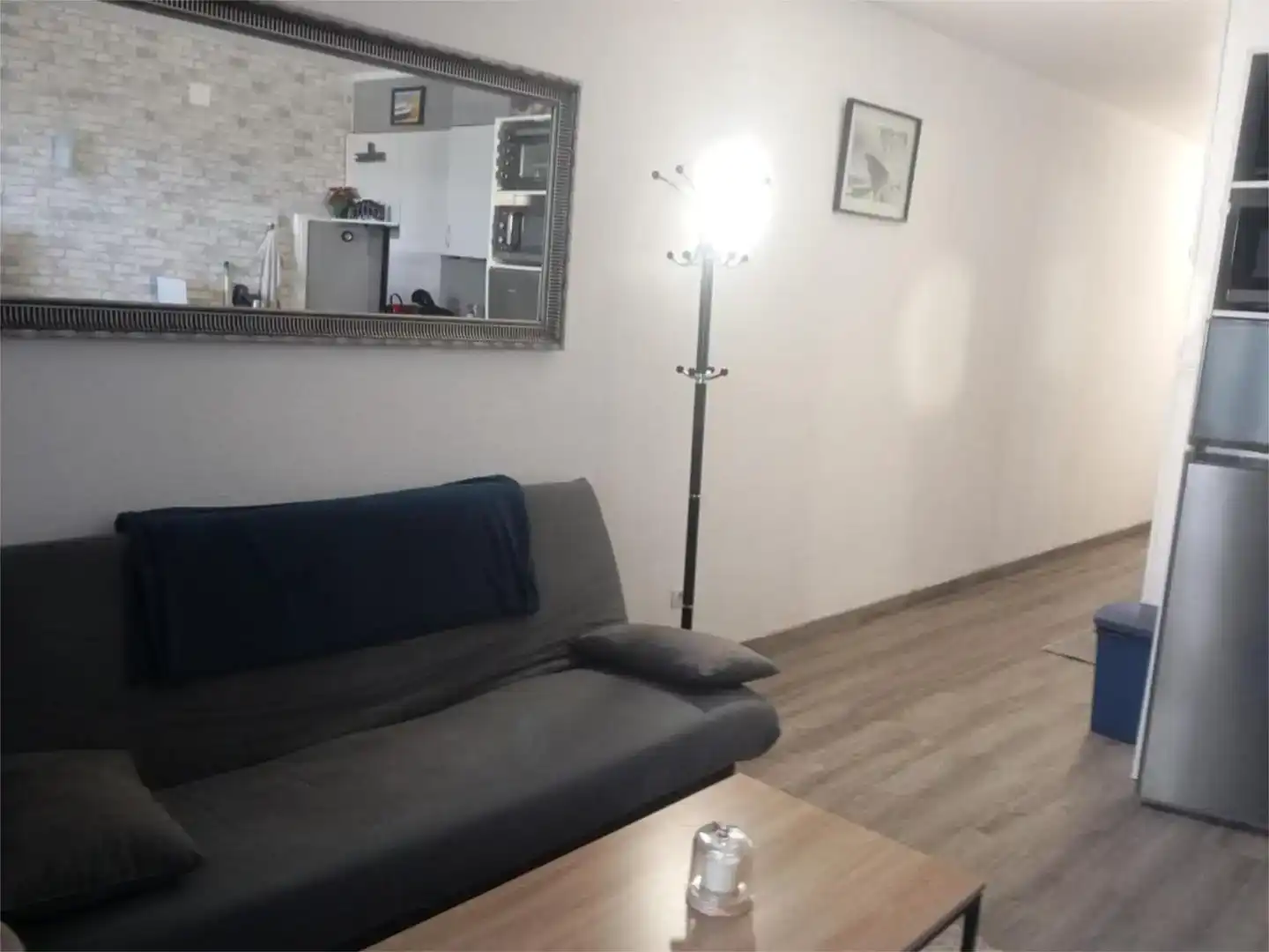 Sala d'estar de Pis en venda en Empuriabrava amb Aire condicionat, Piscina i Balcó