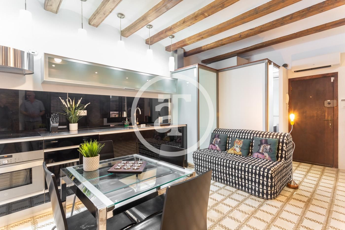 Sala de estar de Piso de alquiler en  Barcelona Capital con Aire acondicionado, Calefacción y Amueblado