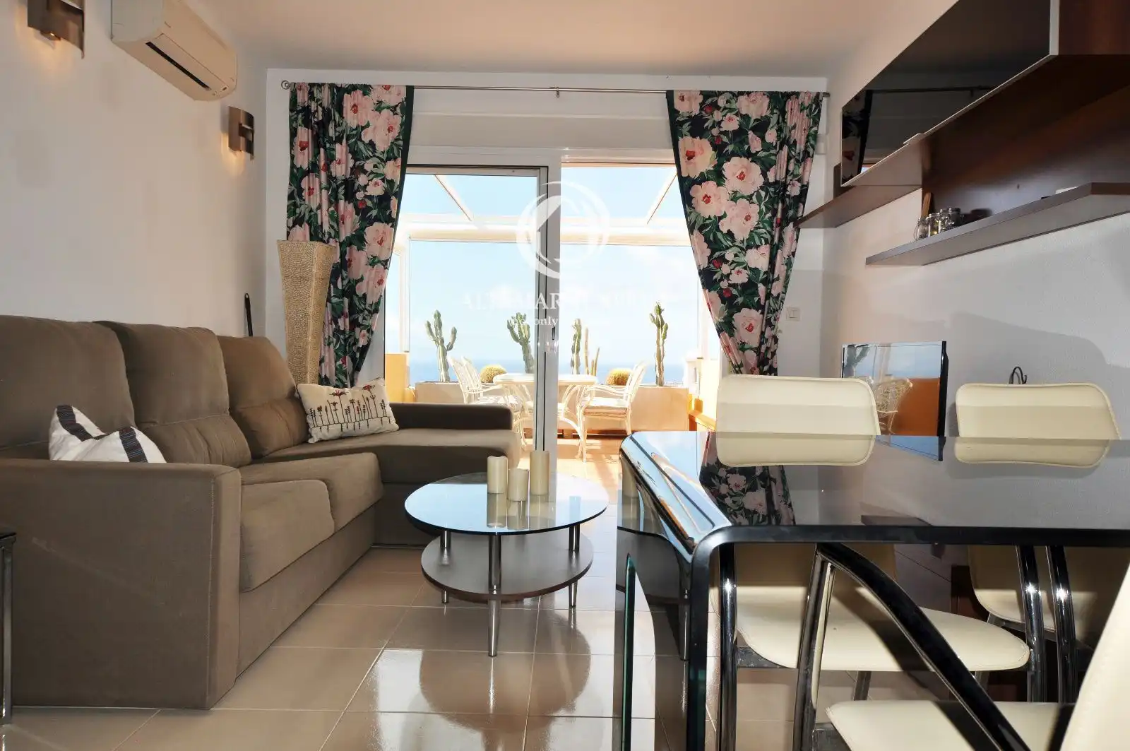 Sala d'estar de Apartament de lloguer en Adeje amb Terrassa, Traster i Piscina