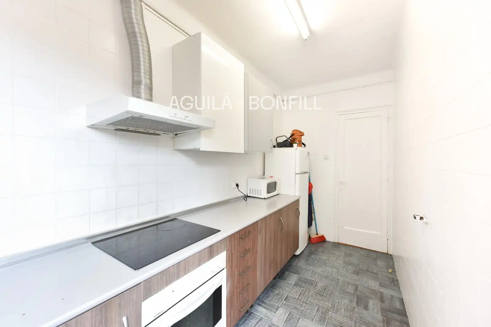 Kitchen of Flat for sale in Barcelona