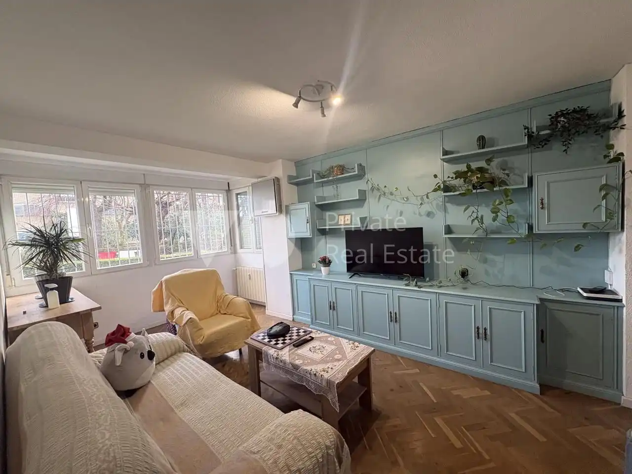 Living room of Ground floor for sale in Madrid  with Air Conditioner, Heating and Parquet flooring