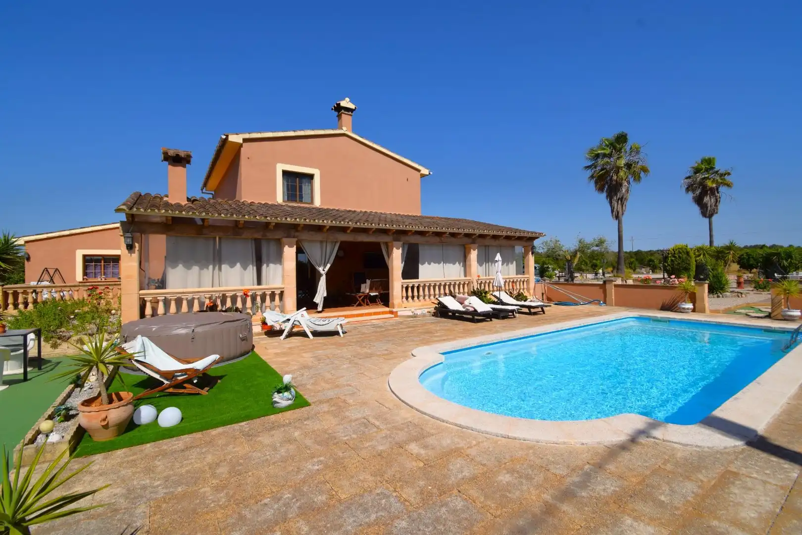 Casa rústica amb piscina en venda a Sencelles