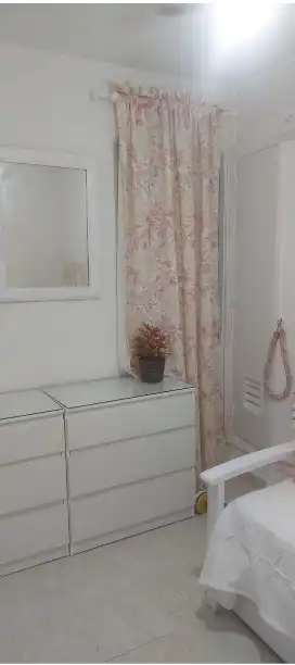 Dormitori de Pis en venda en Fuengirola amb Terrassa i Piscina comunitària
