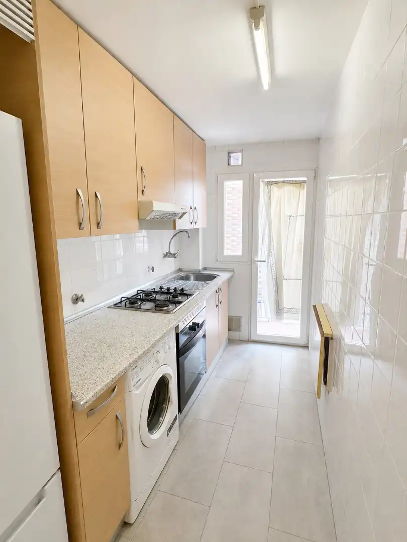 Cocina de Piso en venta en Madrid con Calefacción, Terraza y Horno