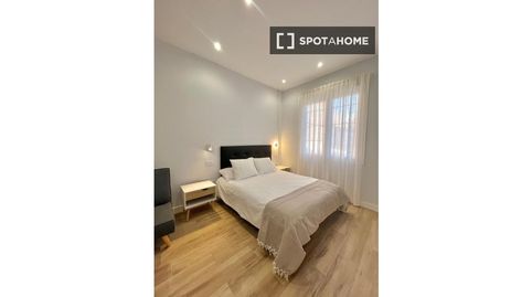 Photo 2 of Flat for rent in Pinar del Rey, Madrid Capital