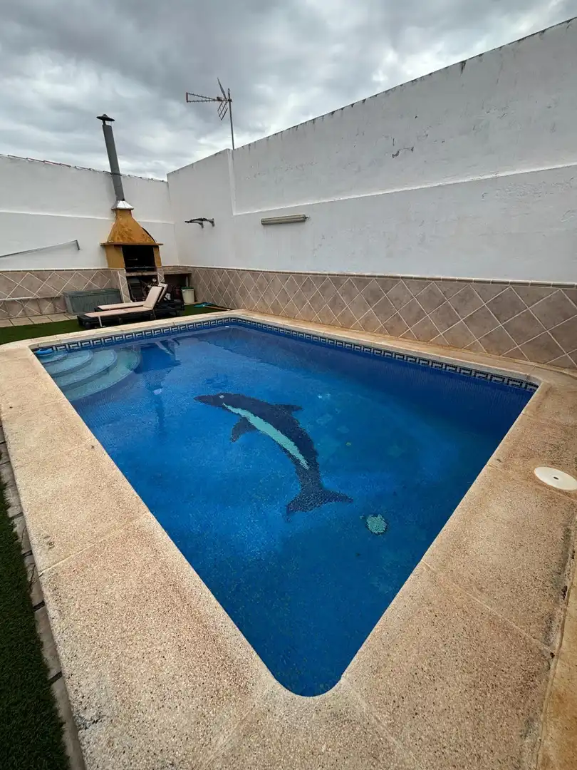 Casa adosada en venta en Calle MARIA DE ZAYAS-B SANTIAGO, 28, Miranda