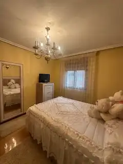 Habitación de Casa o chalet de alquiler en San Andrés del Rabanedo con Calefacción, Jardín privado y Parquet