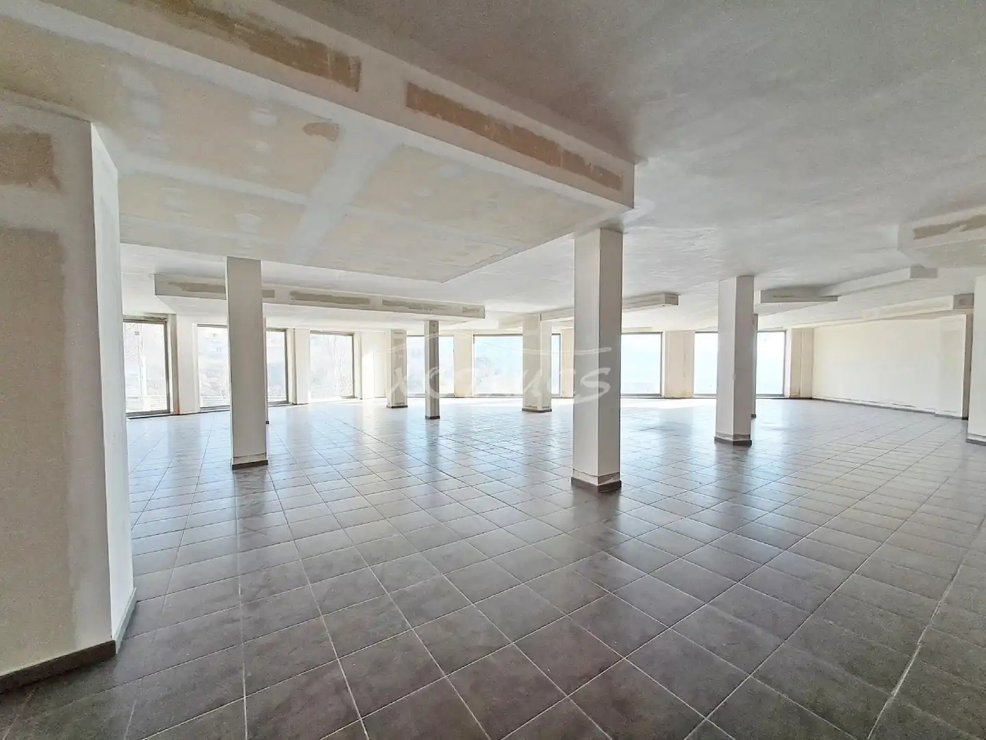 Local comercial en alquiler en Berga, imagen 9