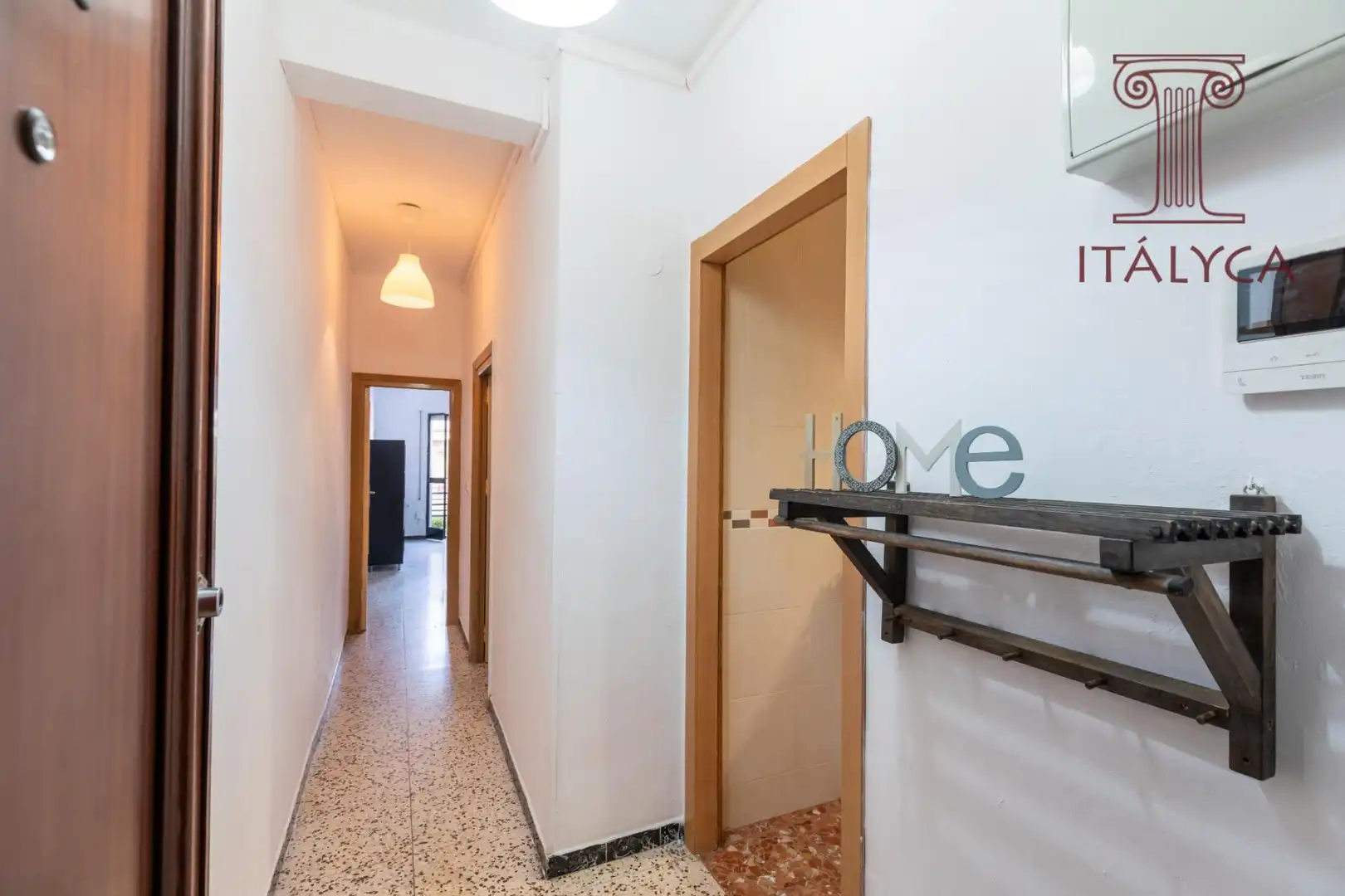 Flat for sale in Sevilla  with Air Conditioner and Terrace