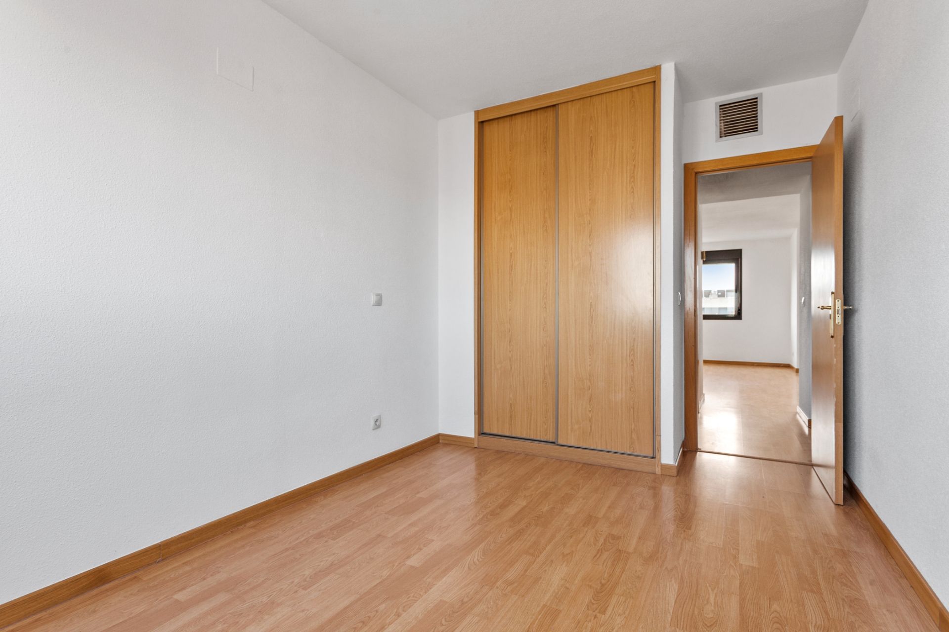Habitación de Piso en venta en  Madrid Capital con Terraza, Trastero y Piscina comunitaria
