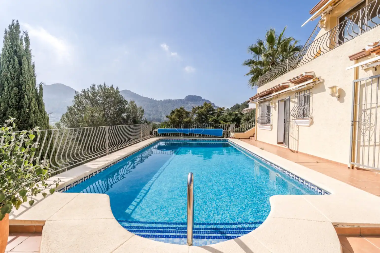 Swimming pool of Houses for sale in Dénia  with Air Conditioner, Heating and Private garden