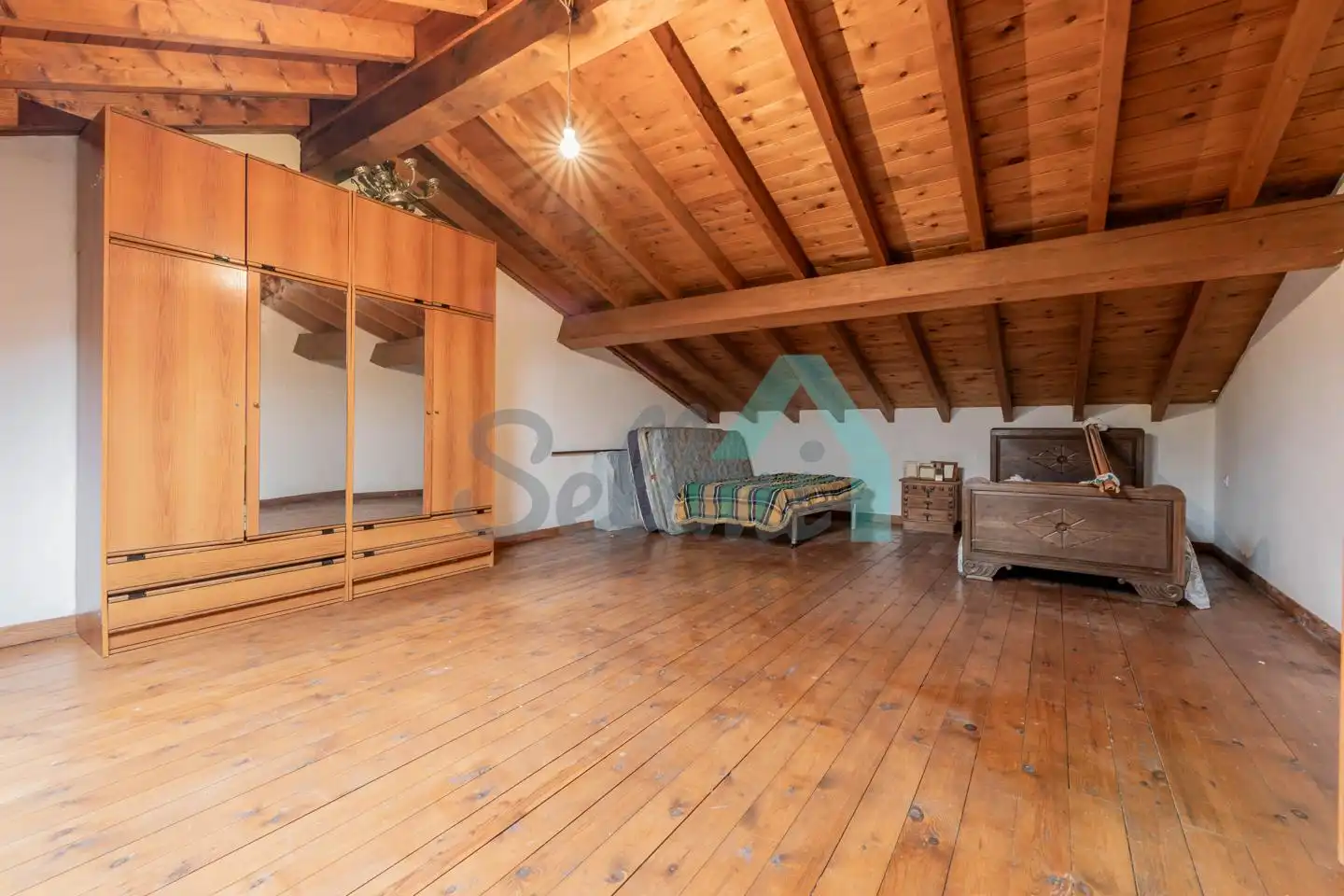 Sala d'estar de Casa o xalet en venda en Llanes amb Calefacció, Jardí privat i Parquet