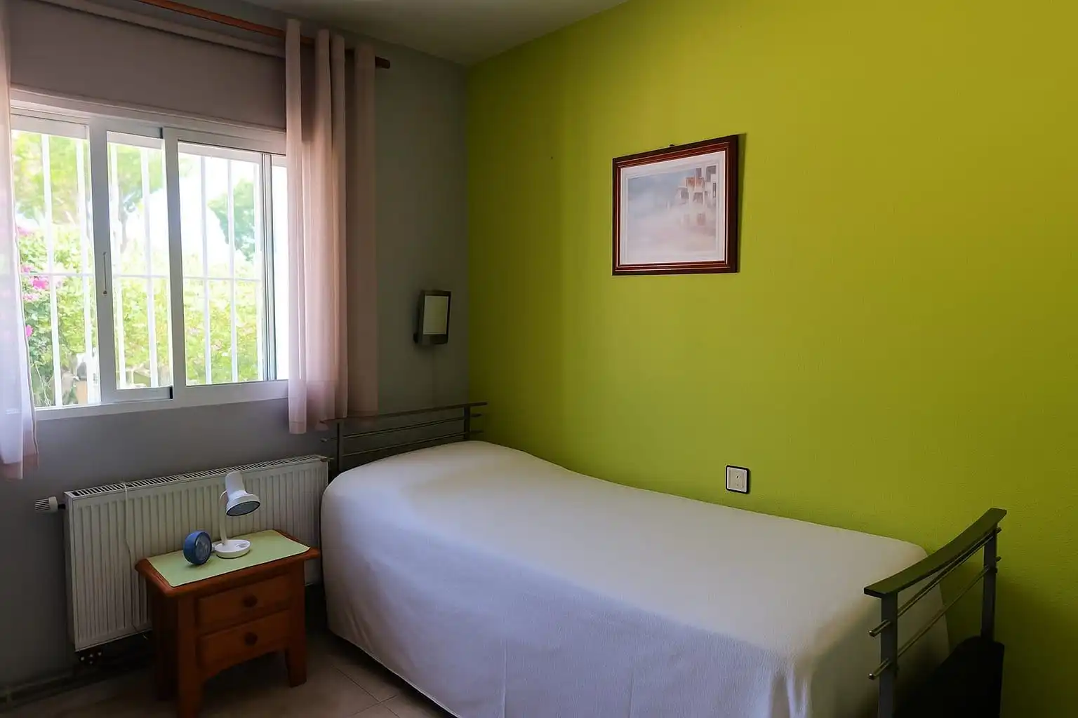 Bedroom of Houses for sale in Chiclana de la Frontera  with Air Conditioner, Heating and Private garden
