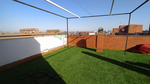 Foto 2 de Ático de alquiler en Valdepasillas - La Paz - Huerta Rosales, Badajoz Capital