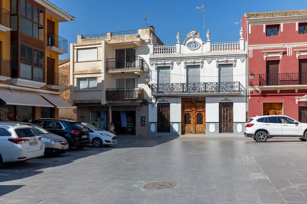 Exterior view of Commercial properties for sale in Llombai