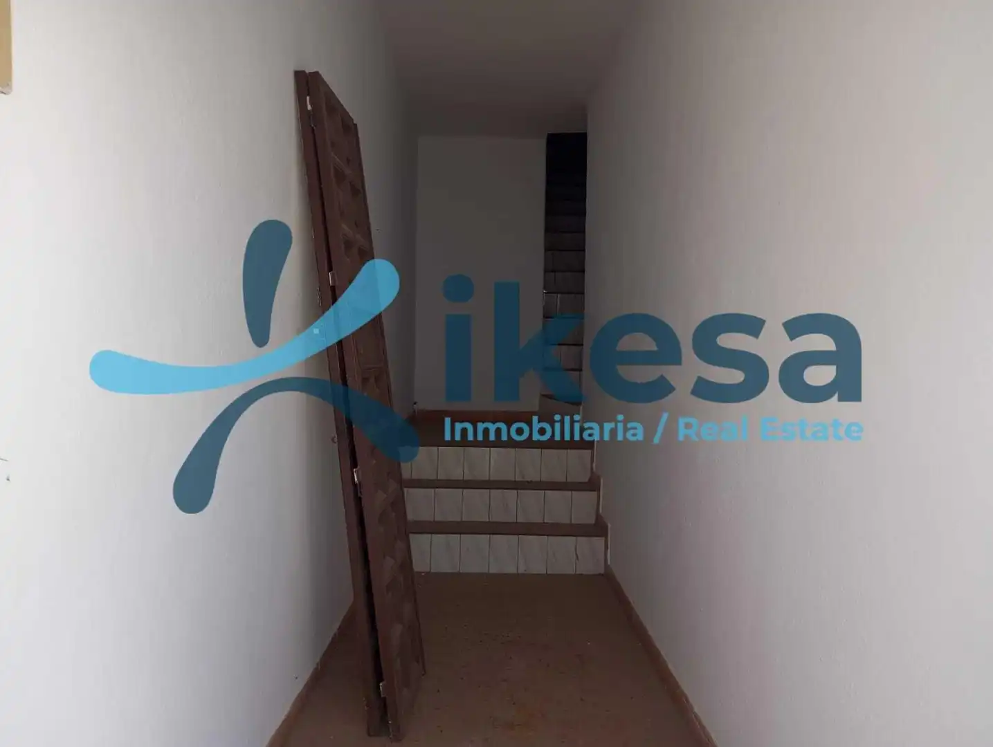 Casa adosada en venta en Calera de León