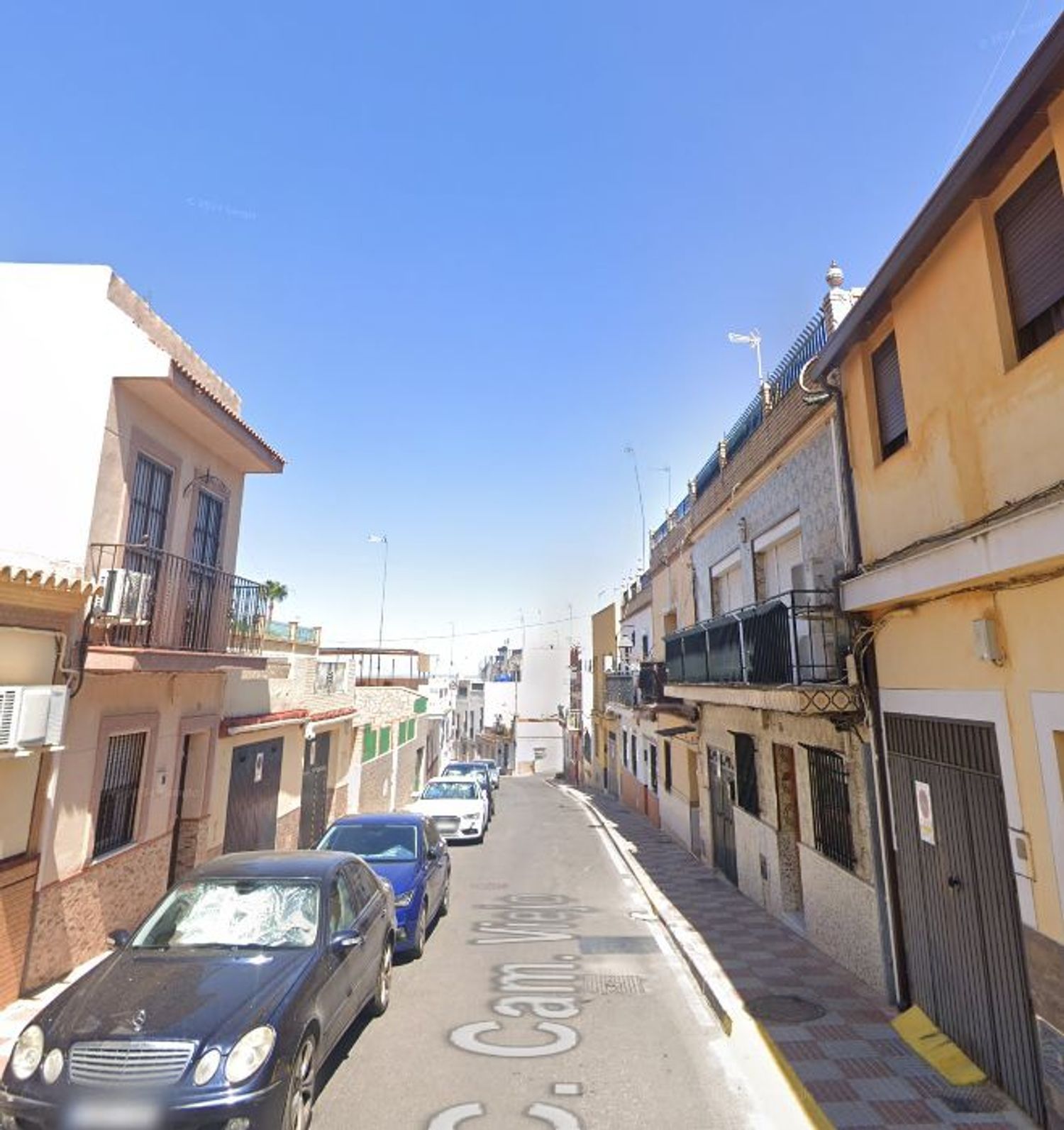 Vista exterior de Casa adosada en venda en Tomares