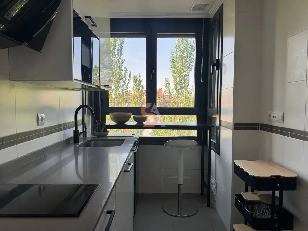 Küche von Wohnung zur Miete in Valladolid mit Heizung, Möbliert und Gemeinschaftspool