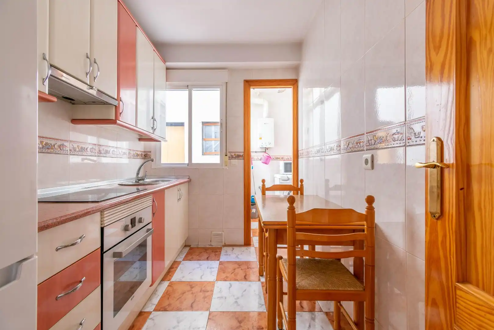 Cocina de Piso en venta en Almería