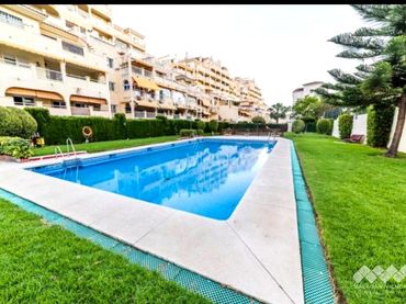 Flat with pool for sale in Ancla